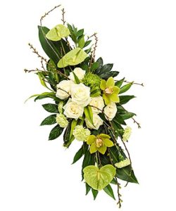 Fleurs Amanda-Weybridge-Surrey-Funeral-Flowers-sprays-sheafs-white-roses-anthurium.