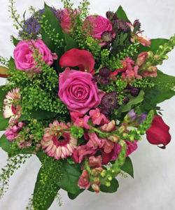 Fleurs-amanda-Surrey-funeral-flowers Red Double Ended Spray pink Roses