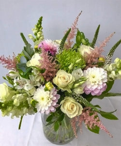 Fleurs-amanda-Surrey-Wedding Flower-bouquets